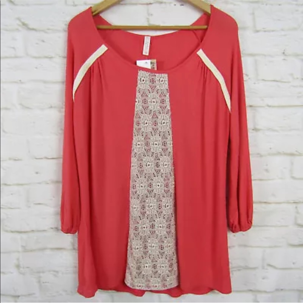 NWT Oversized Thermal Blouse S Urban Flamingo